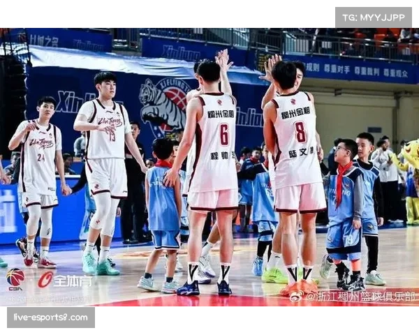 【2026年4月CBA联赛·人物·专访通讯：从板凳末端到关键先生——浙江稠州金租小将余嘉豪的赛季飞跃